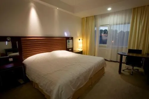 Shanghai Hotel Holland Delft 4*,